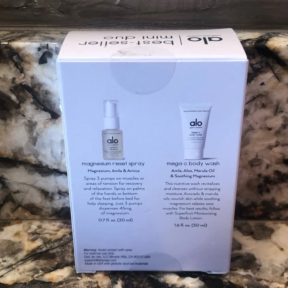 ALO Yoga brand new